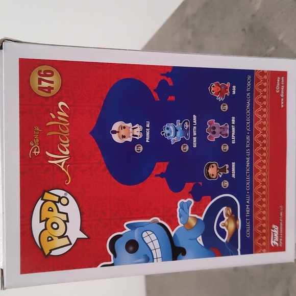 ๐ Exclusive Diamond collection Aladdin Genie with golden lamp Funko Pop! - Picture 3 of 7
